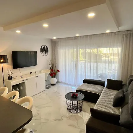 Chez Chantal Zone Touristique Garage Gratuit